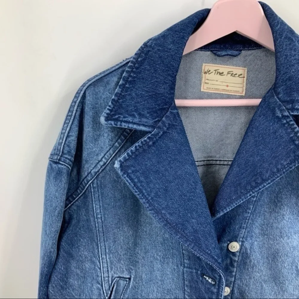 We the free Free People Now or Never Dark Wash Cropped Denim Jacket M - Picture 2 of 12